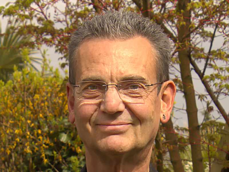 Dr. Peter Bettzieche – Portrait 9